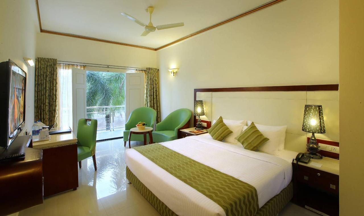 Hotel Port Palace Kovalam Kültér fotó